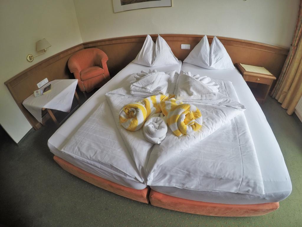 Hotel Pillerseehof Санкт-Ульрих-ам-Пиллерзее Экстерьер фото
