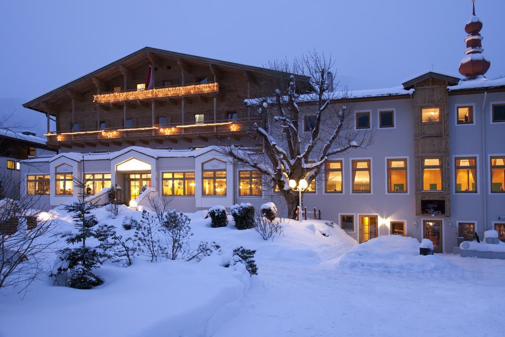 Hotel Pillerseehof Санкт-Ульрих-ам-Пиллерзее Экстерьер фото