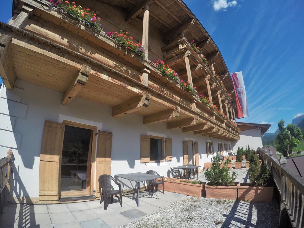 Hotel Pillerseehof Санкт-Ульрих-ам-Пиллерзее Экстерьер фото