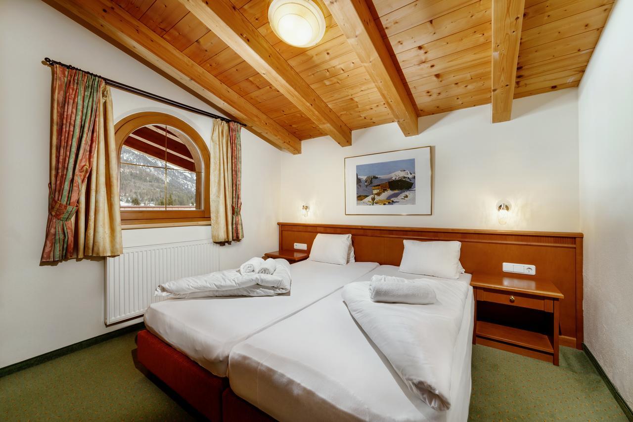 Hotel Pillerseehof Санкт-Ульрих-ам-Пиллерзее Экстерьер фото