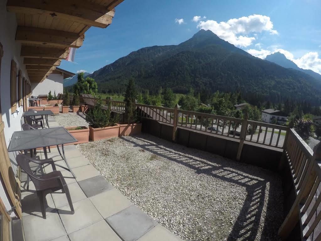 Hotel Pillerseehof Санкт-Ульрих-ам-Пиллерзее Экстерьер фото